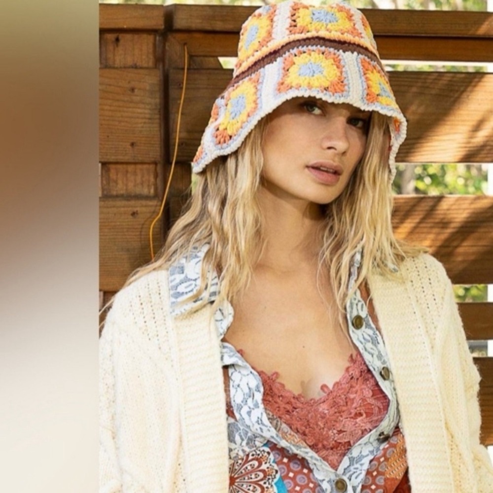 Granny Square Hat Sunflower Bucket Hat NWOT